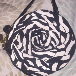 ZEBRA PRINTED ROSE PURSE🤩